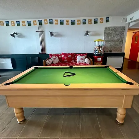 Apartman Cosy 6 Personnes A - Balcon Avec Vue Sur Le Puy Du Chambourguet - Piscine Interieure - Wifi - Parking Et Casier A Super Besse